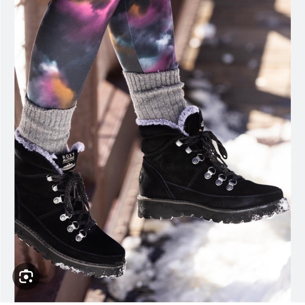 Roxy Sadie boots